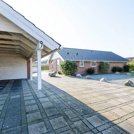 Holiday home Xv